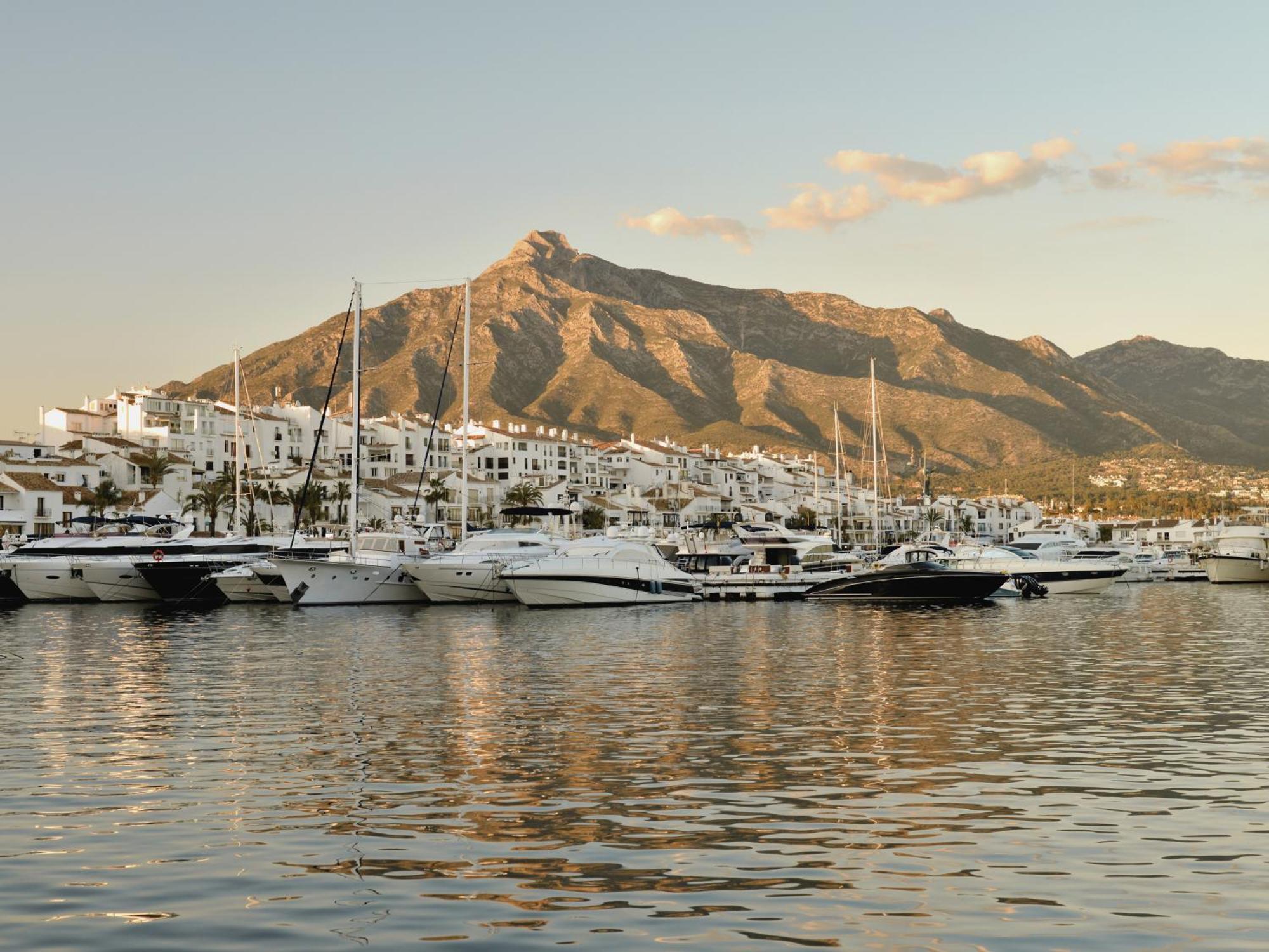 Vacation Marbella I Brand New Terrazas De Banus Apt, 24-7 Security, A Minute From The Marina, The Sea And Luxury Shopping Экстерьер фото
