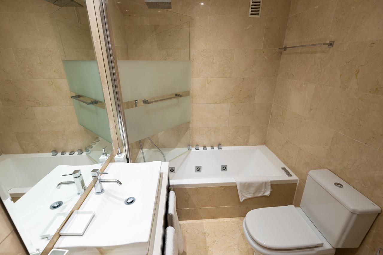 Vacation Marbella I Brand New Terrazas De Banus Apt, 24-7 Security, A Minute From The Marina, The Sea And Luxury Shopping Экстерьер фото