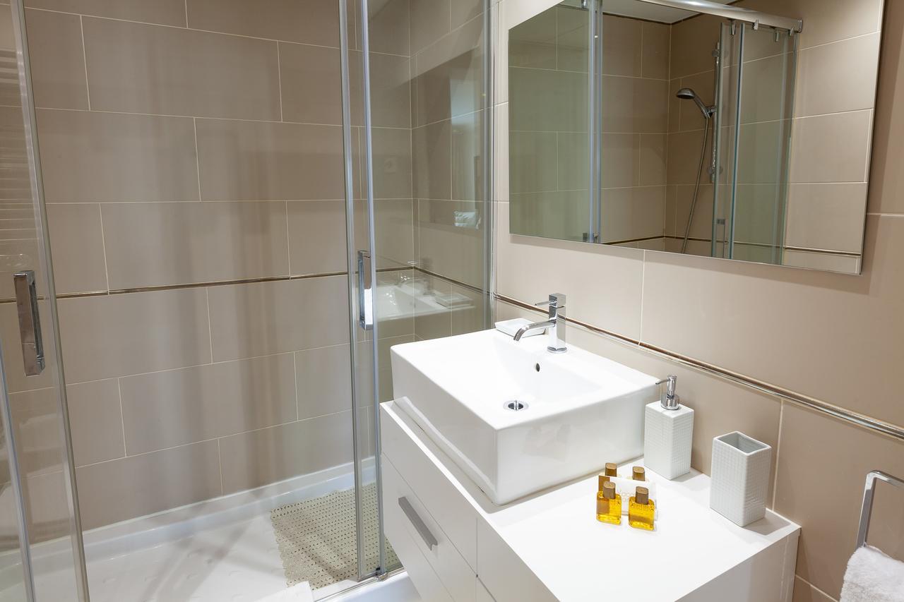 Vacation Marbella I Brand New Terrazas De Banus Apt, 24-7 Security, A Minute From The Marina, The Sea And Luxury Shopping Экстерьер фото